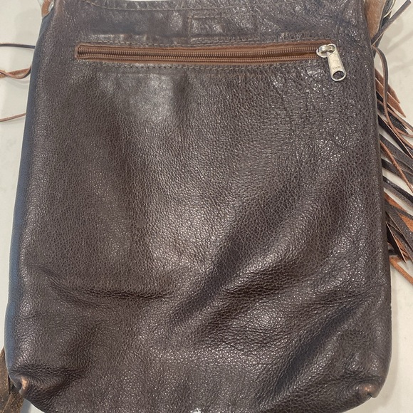 GUC cowhide crossbody - Picture 6 of 11